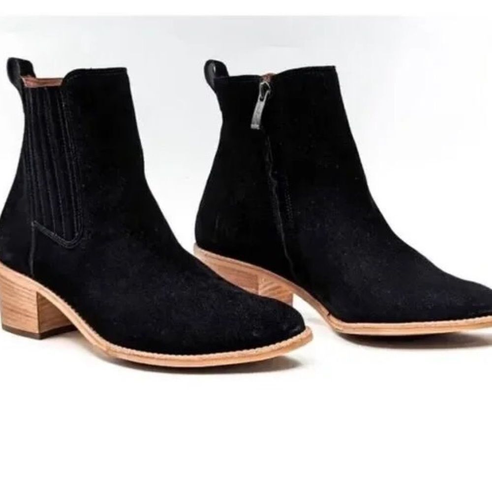 PAUL GREEN Sante Bootie Soft Suede Zip Black $520
